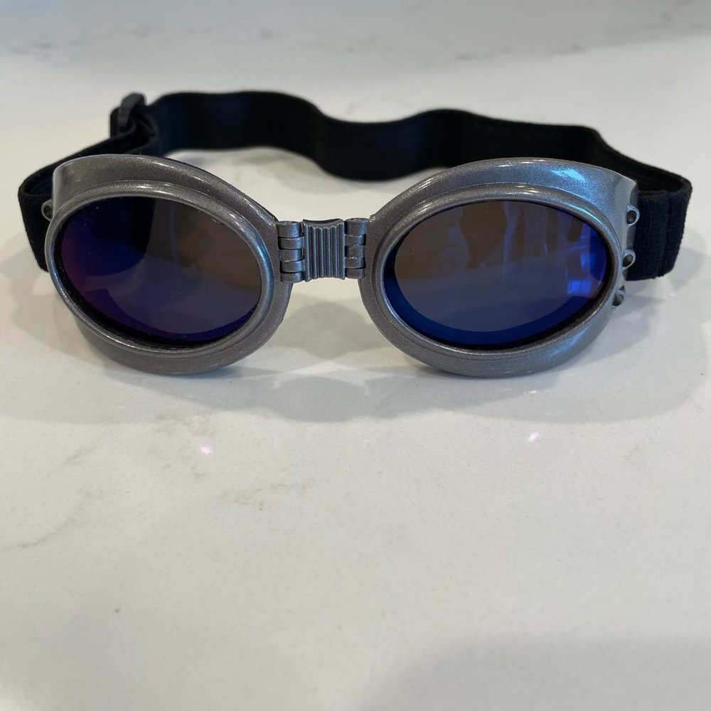 Snowboarding & Sledding Goggles UV Protection for Boys & Girls Youth Beginner